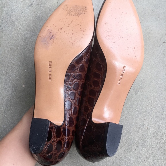 ferragamo heels - Picture 3 of 3